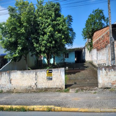 Oportunidade Para Comércios no Monte Alegre