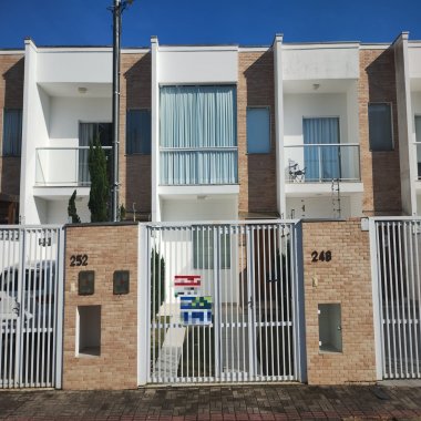 Sobrado de Alto Padrão Moderno