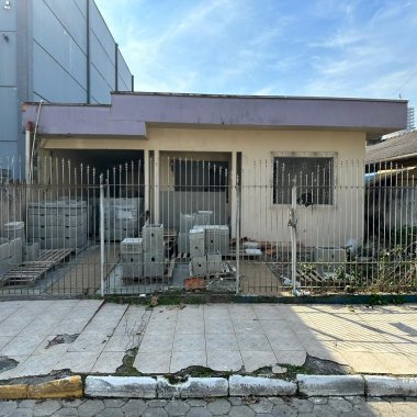 Lindo Terreno no Bairro Monte Alegre, Camboriú
