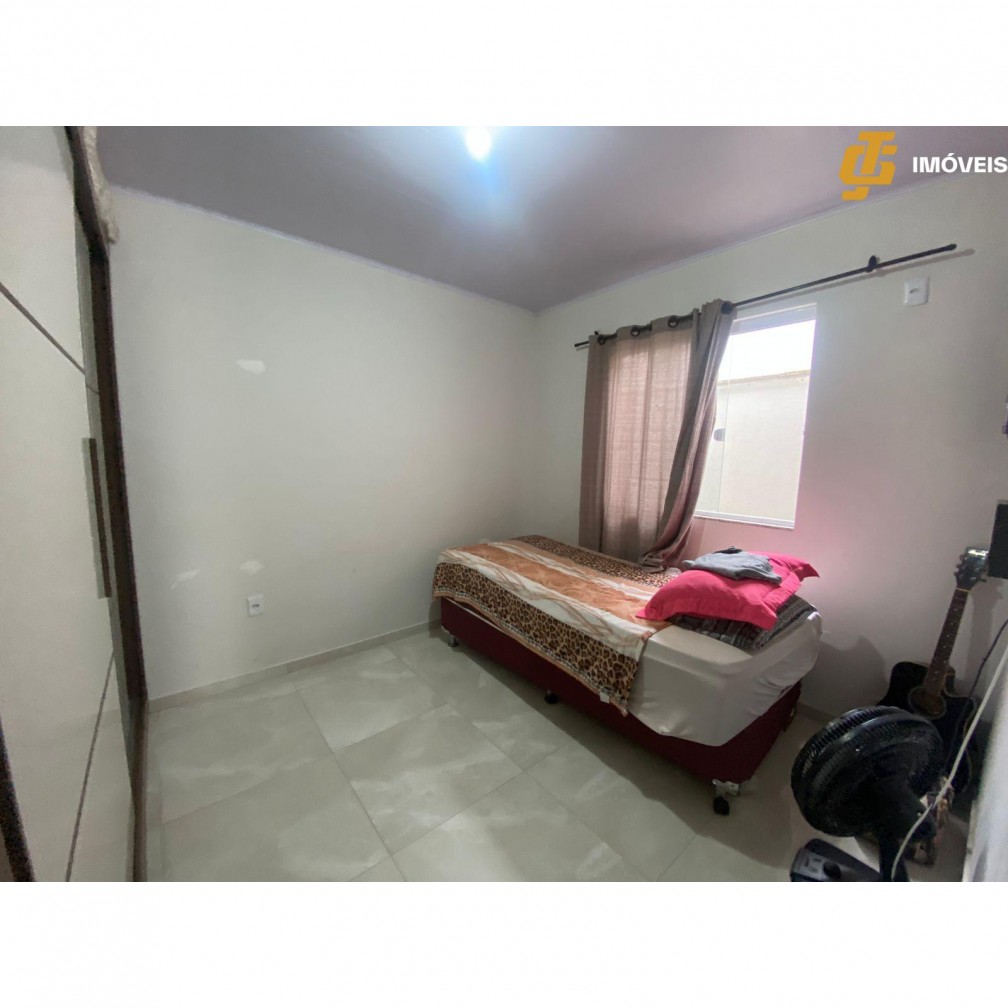 Casa à venda com 2 quartos, 47m² - Foto 4