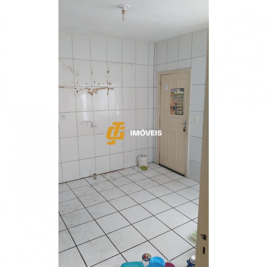 Casa à venda com 3 quartos, 252m² - Foto 5