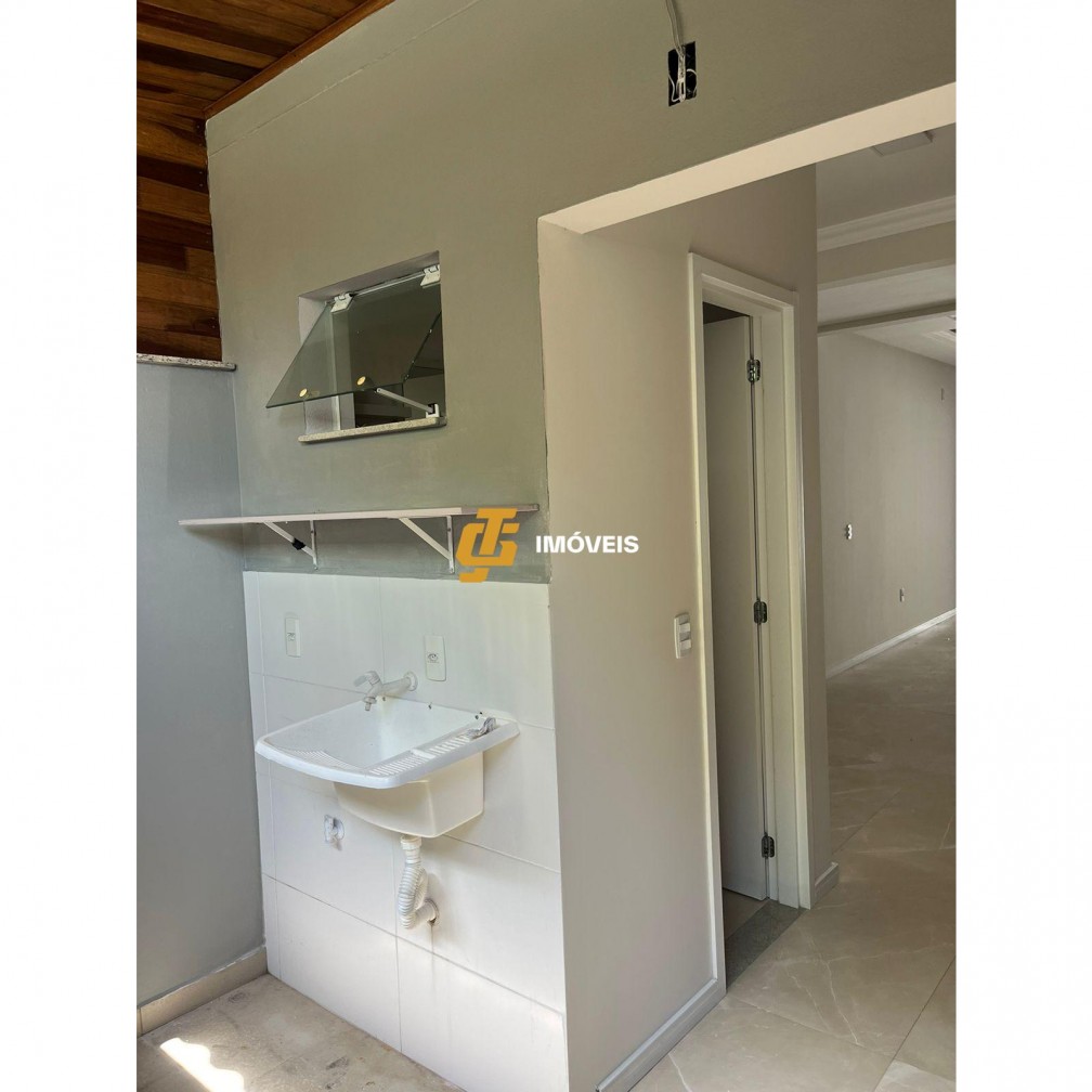 Casa à venda com 2 quartos, 64m² - Foto 10