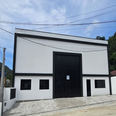 Galpão Comercial no Rio Pequeno - 632m²