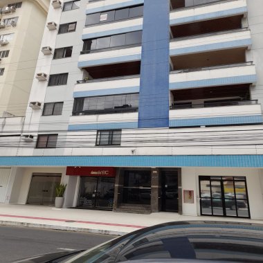 Apartamento no Centro de Balneário Camboriú