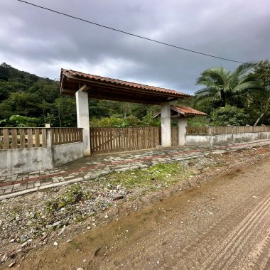 Terreno Rural de 1.500m² com Cachoeira e Frutíferas - Macacos, Camboriú