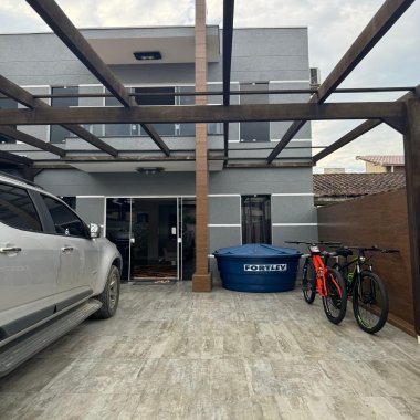 Sobrado Mobiliado com 2 Quartos no Centro