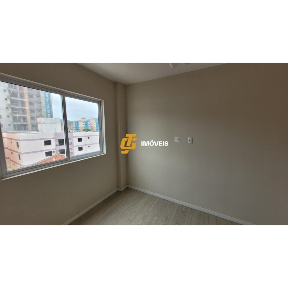 Apartamento à venda com 2 quartos, 64m² - Foto 8