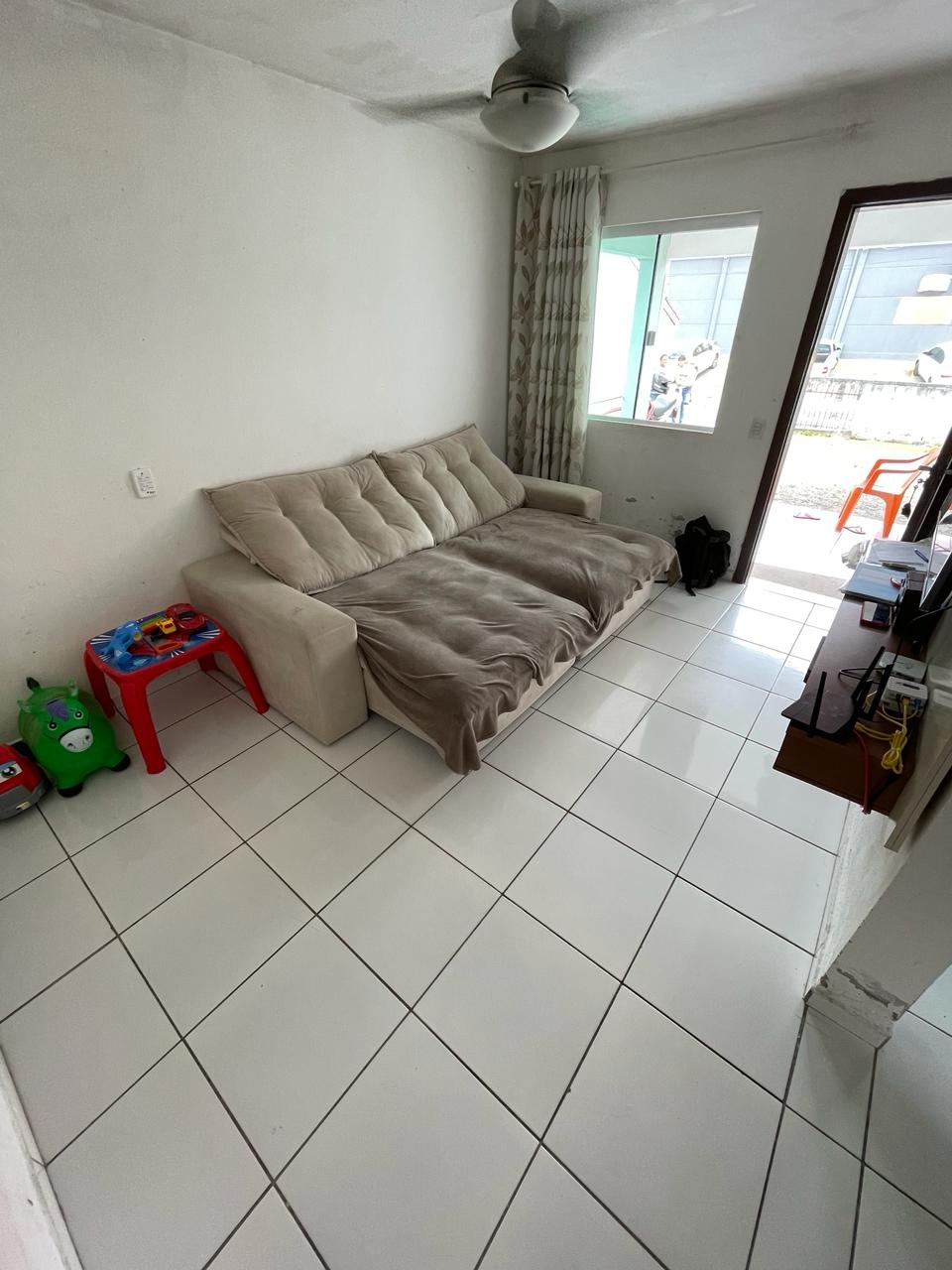 Casa à venda com 2 quartos, 101m² - Foto 8