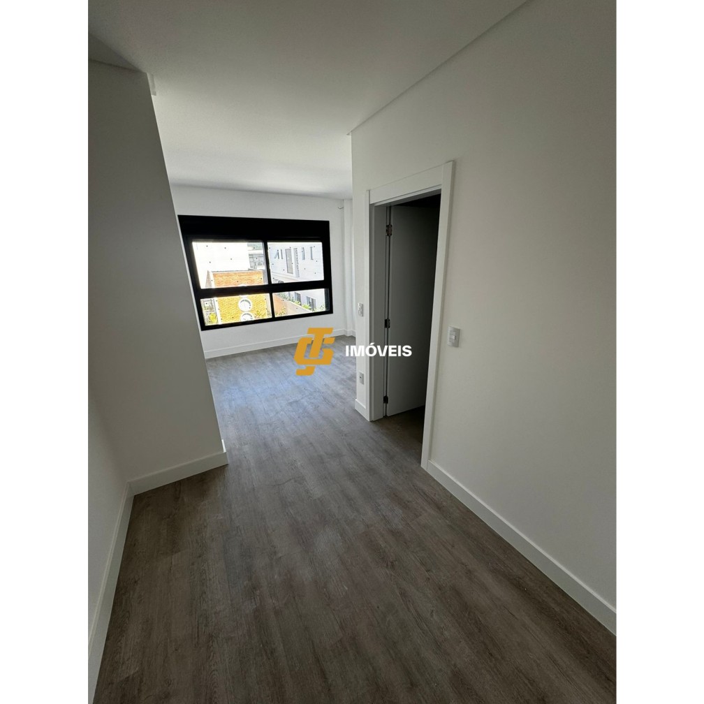 Casa à venda com 3 quartos, 251m² - Foto 10