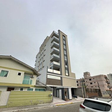 🏡 Oportunidade Imperdível no Bairro Tabuleiro – Camboriú!