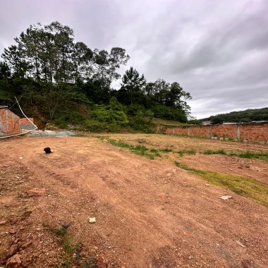 Terreno no Bairro Várzea do Ranchinho - Camboriú