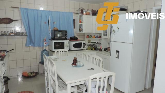 Casa à venda com 3 quartos, 312m² - Foto 12