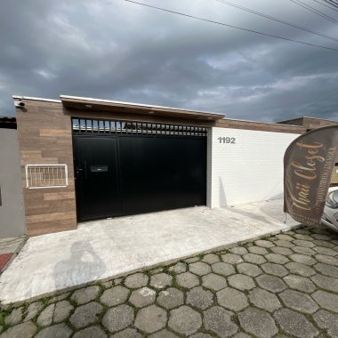🏡 Casa Disponível para Venda em Itajaí