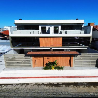 Triplex Alto Padrão BC