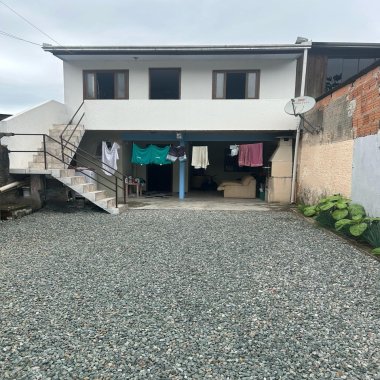 Terreno com 2 casas no bairro Monte Alegre