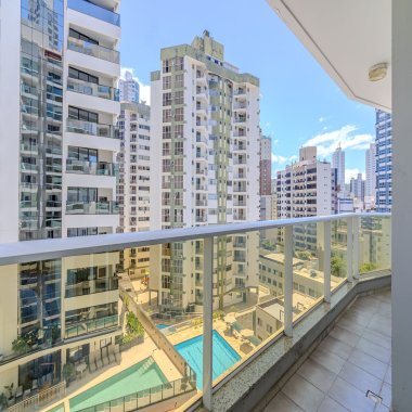 Apartamento 3 quartos para Venda no bairro Centro em Balneário Camboriú