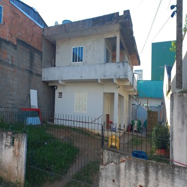 🏡 Casa à Venda no Tabuleiro – Camboriú!