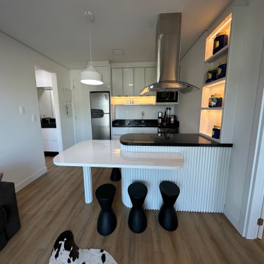 Apartamento Mobiliado para Locação – Praia Brava Riviera